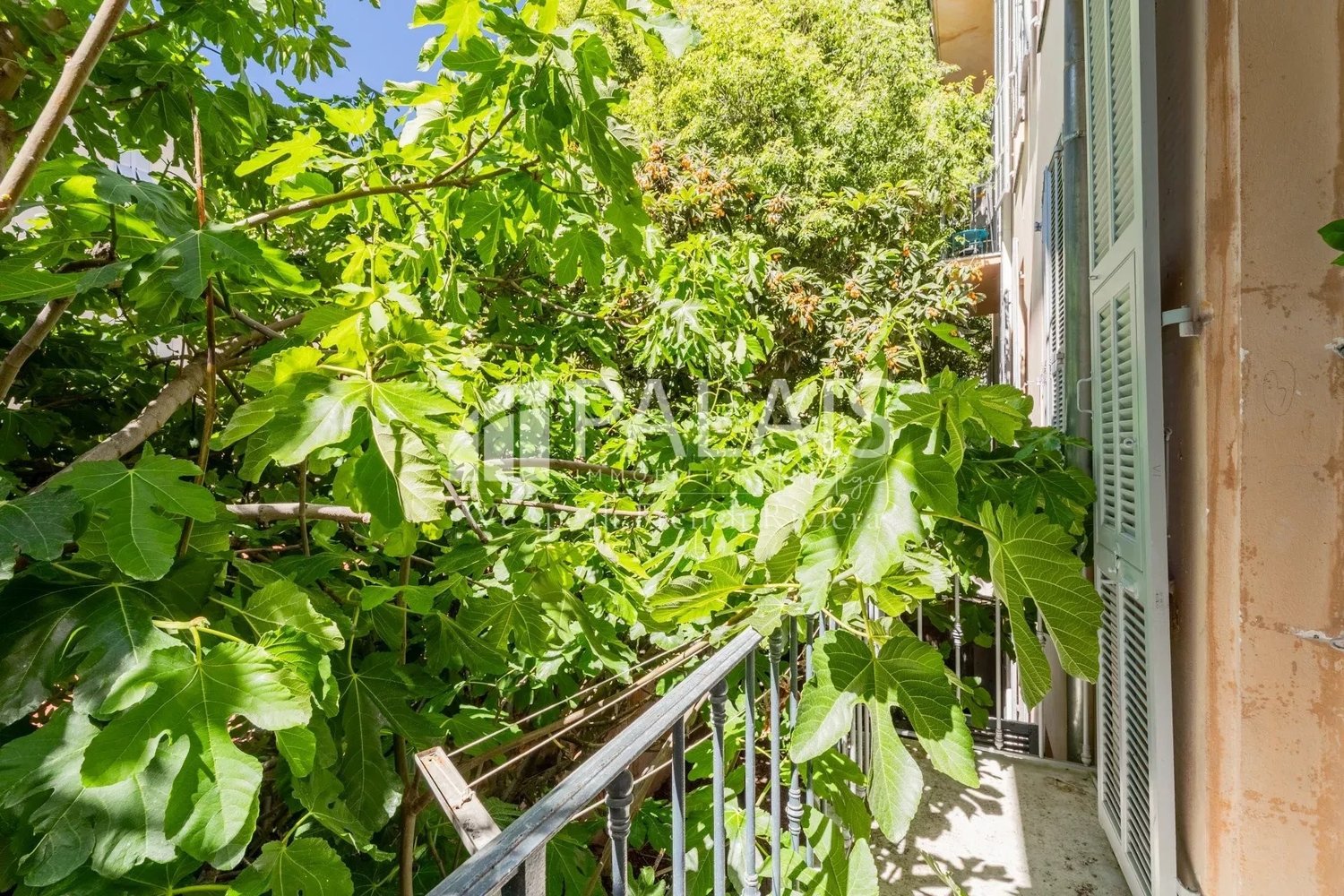 Property photo in Carre d'Argent
