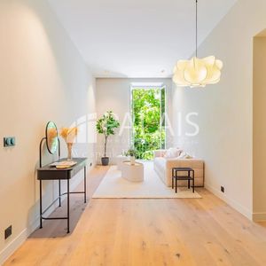 Property in Carre d'Argent