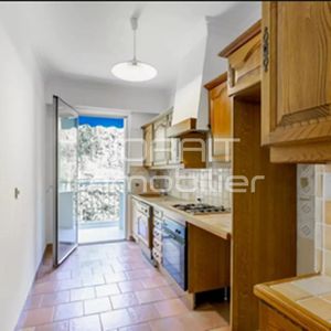 Property in Carre d'Argent