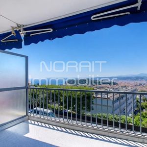 Property in Carre d'Argent