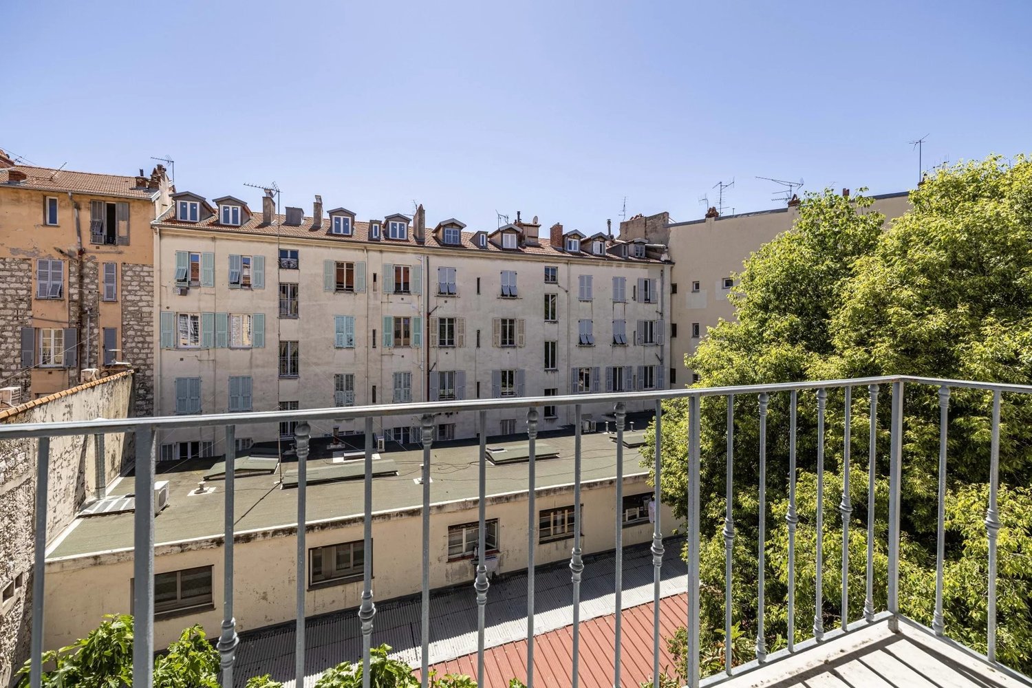 Property photo in Carre d'Argent