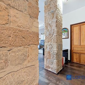 Property in Carre d'Argent