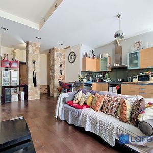Property in Carre d'Argent