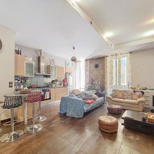 Property in Carre d'Argent