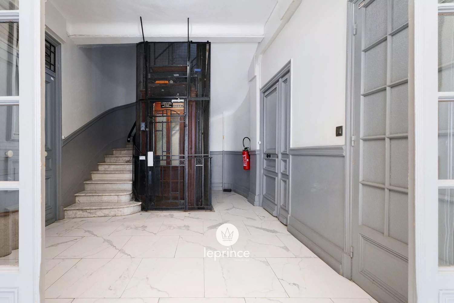 Property photo in Carre d'Argent