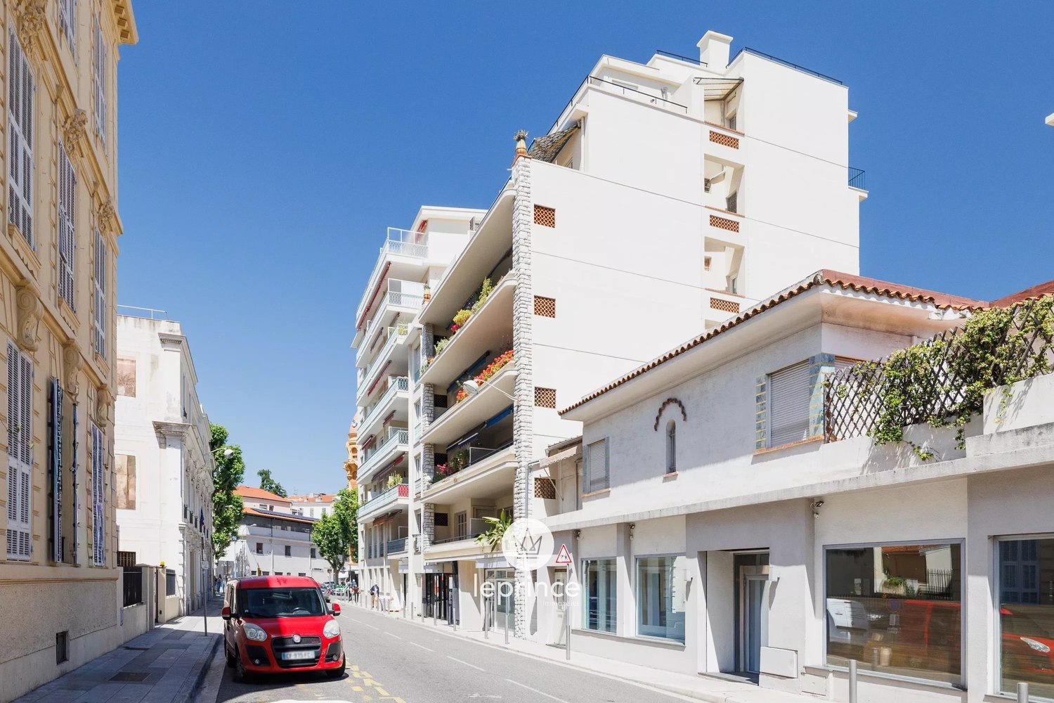 Property photo in Carre d'Argent