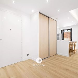 Property in Carre d'Argent