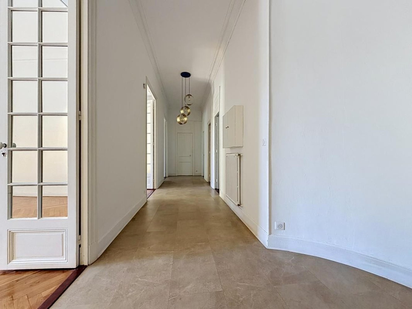 Property photo in Carre d'Argent