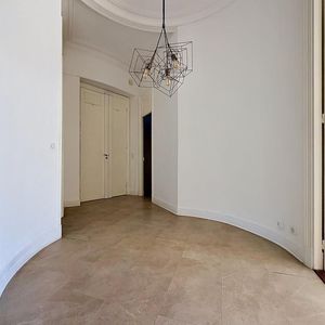 Property in Carre d'Argent