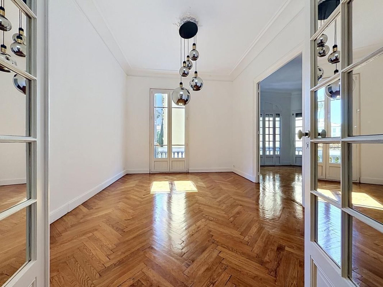 Property photo in Carre d'Argent