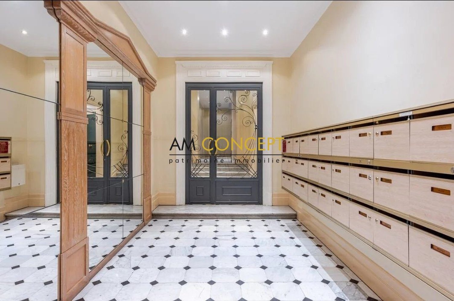 Property photo in Carre d'Argent