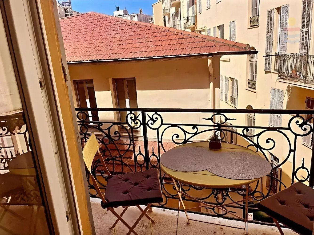 Property photo in Carre d'Argent