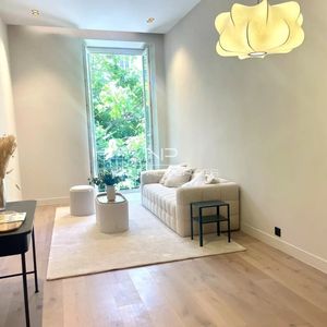 Property in Carre d'Argent