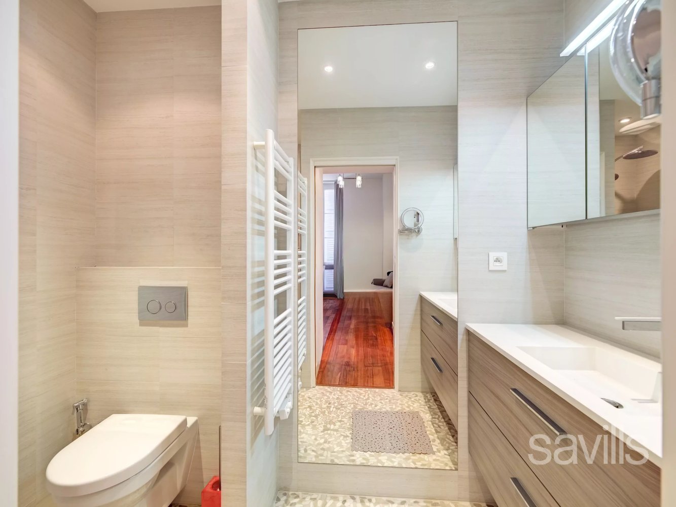 Property photo in Carre d'Or