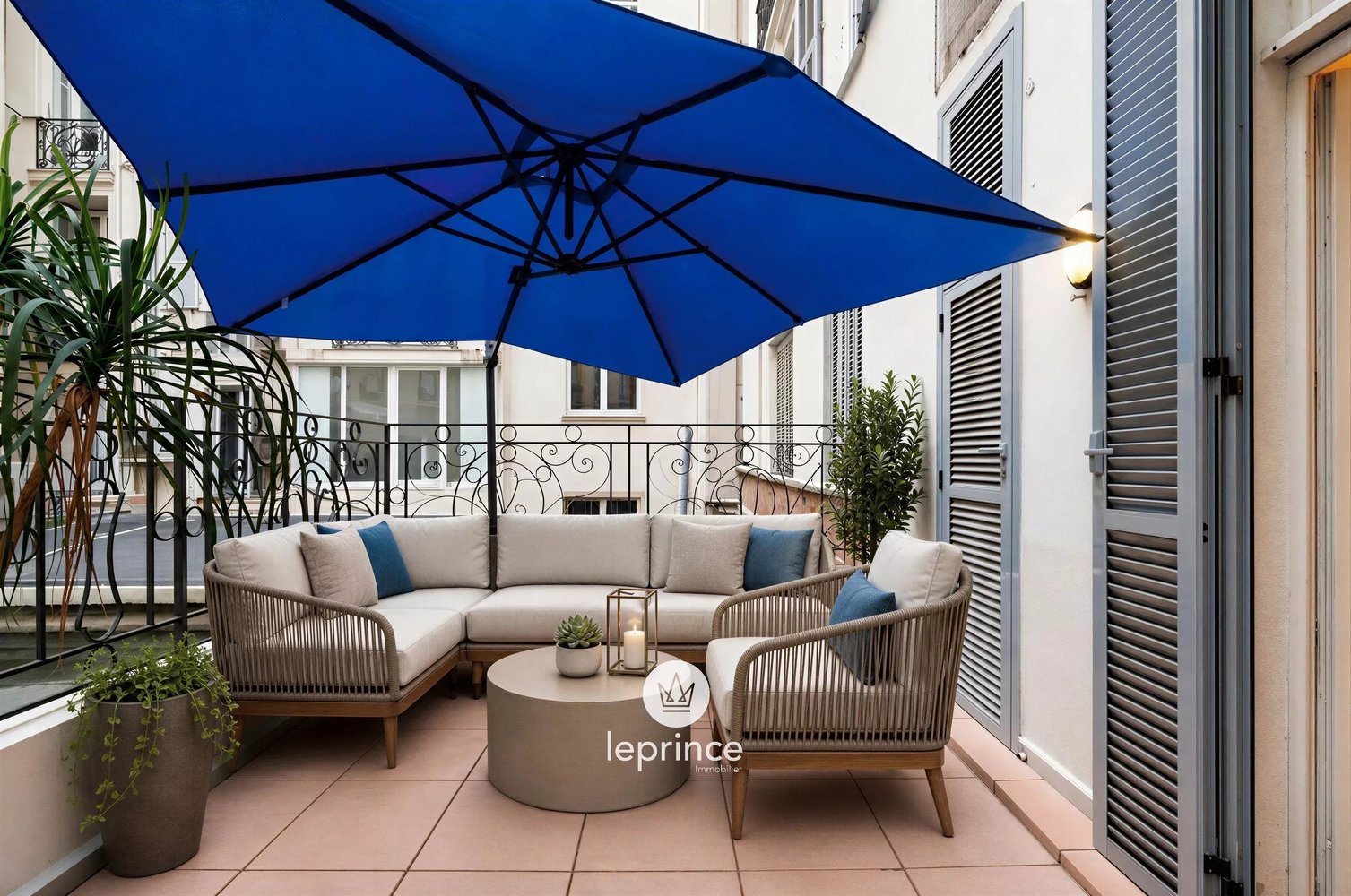Property photo in Carre d'Or