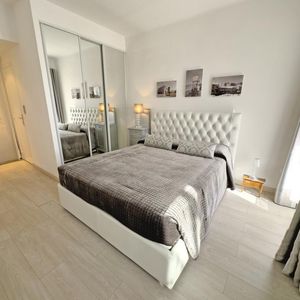Property in Carre d'Or