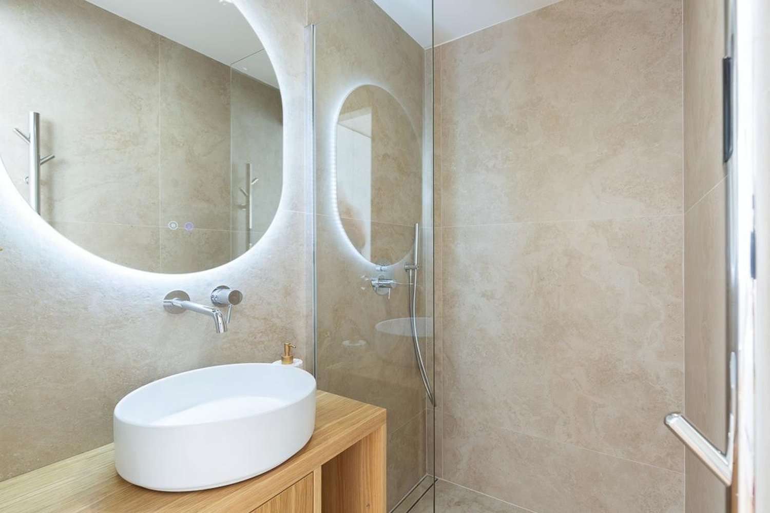 Property photo in Carre d'Or