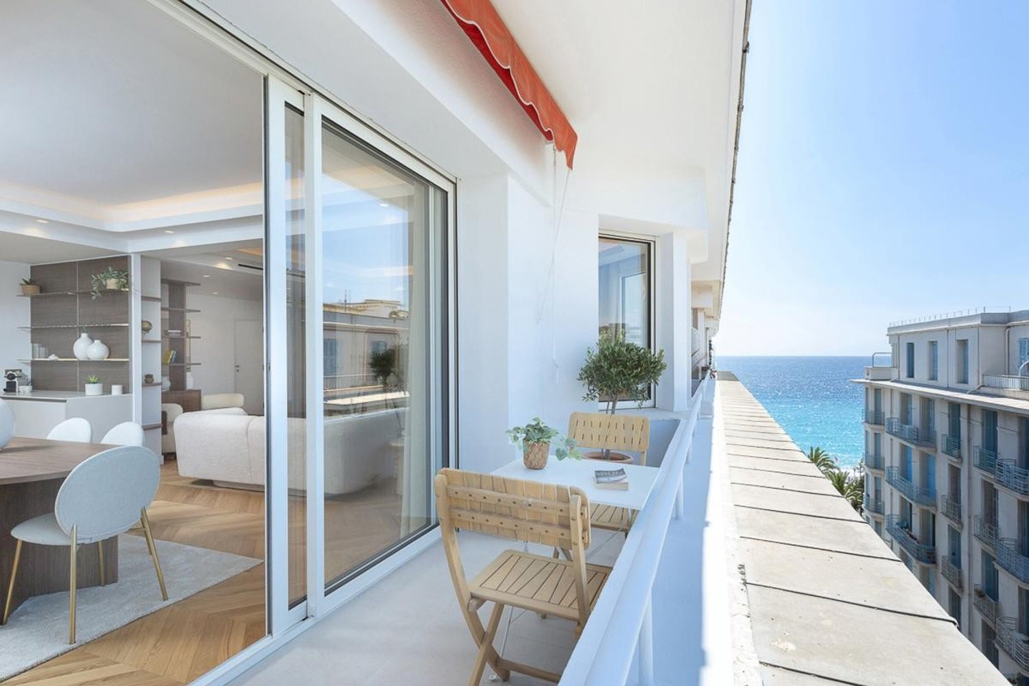 Property photo in Carre d'Or