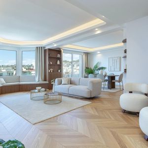 Property in Carre d'Or