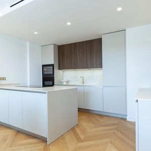 Property in Carre d'Or