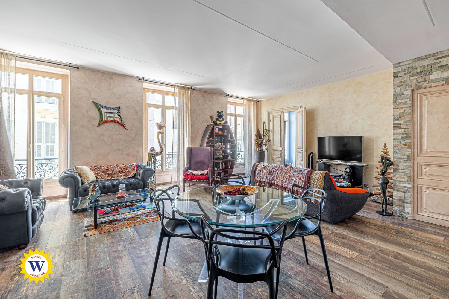 Property photo in Carre d'Or