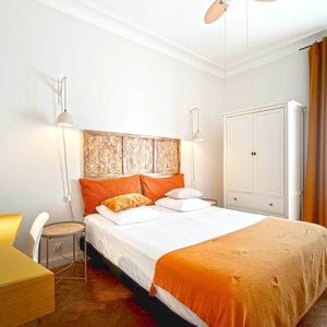 Property in Carre d'Or