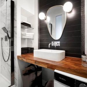 Property in Carre d'Or
