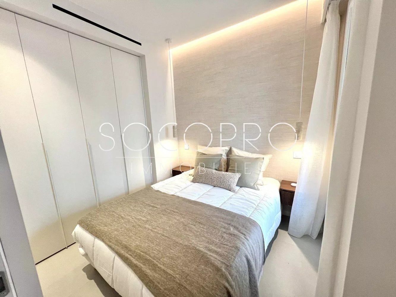 Property photo in Carre d'Or