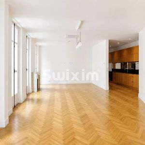 Property in Carre d'Or