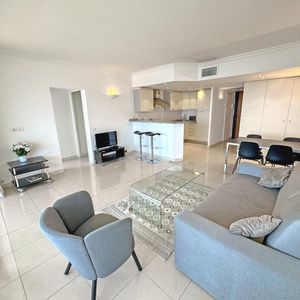 Property in Carre d'Or