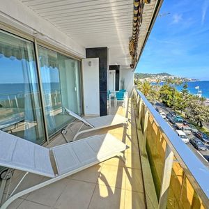Property in Carre d'Or