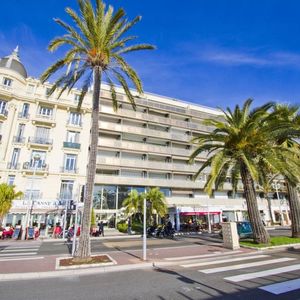 Property in Carre d'Or