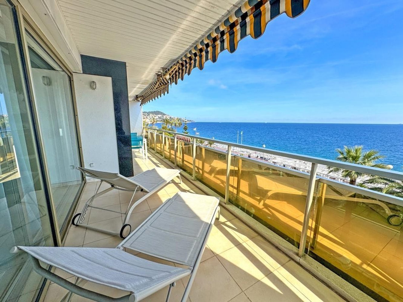 Property photo in Carre d'Or