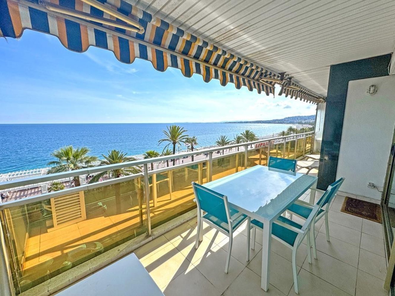 Property photo in Carre d'Or
