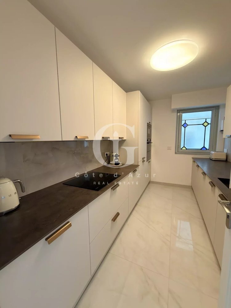 Property photo in Carre d'Or