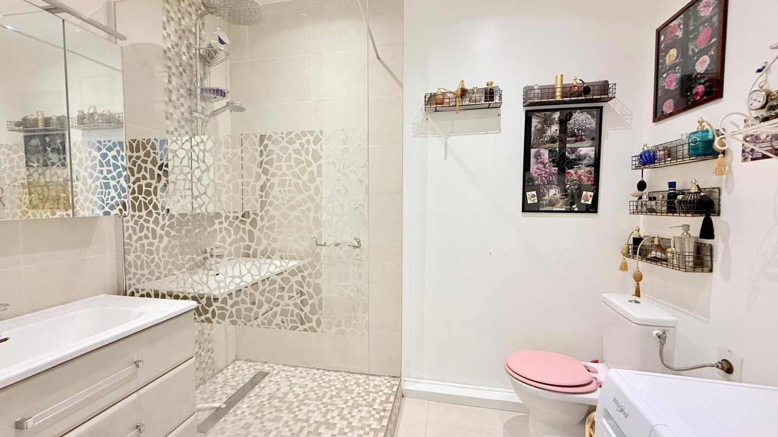 Property photo in Carre d'Or