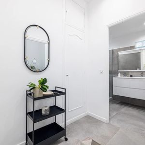 Property in Carre d'Or