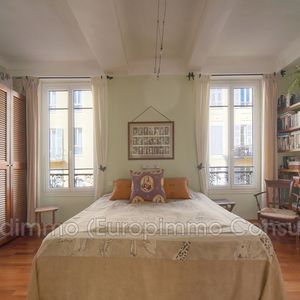 Property in Carre d'Or
