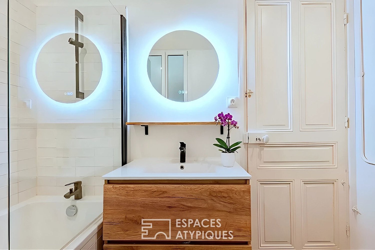 Property photo in Carre d'Or