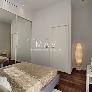 Property in Carre d'Or