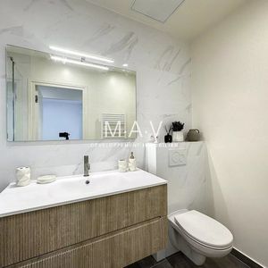Property in Carre d'Or