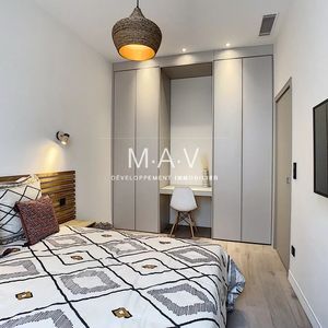 Property in Carre d'Or