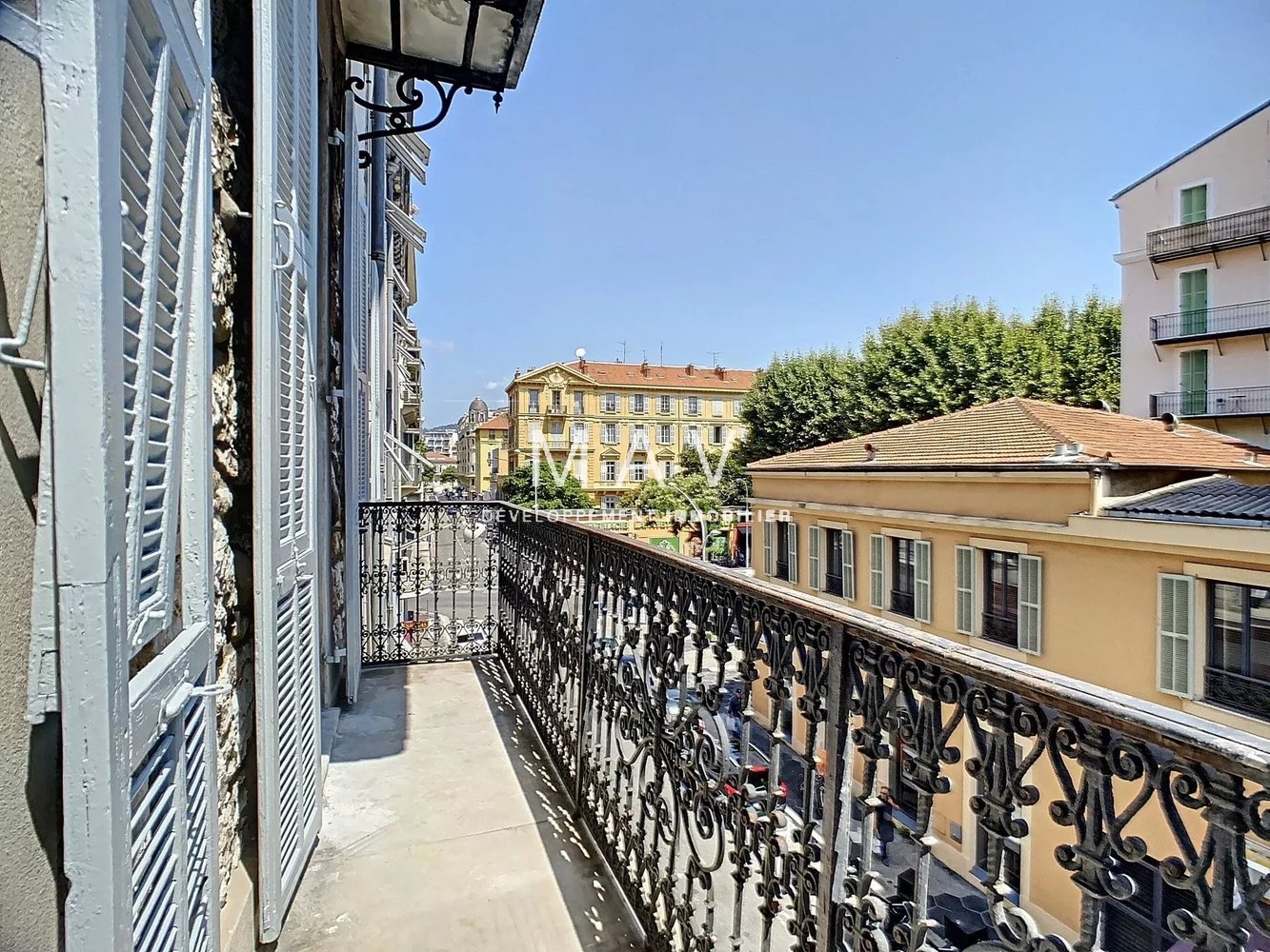 Property photo in Carre d'Or