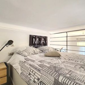 Property in Carre d'Or