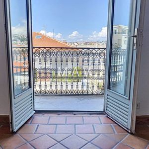 Property in Carre d'Or