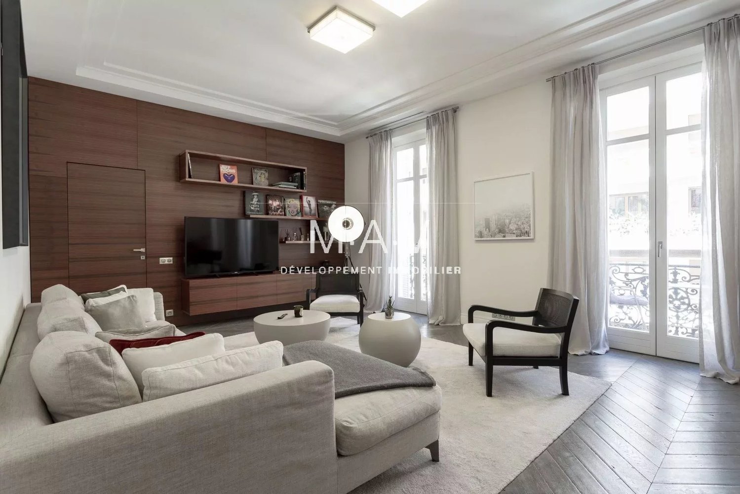 Property photo in Carre d'Or