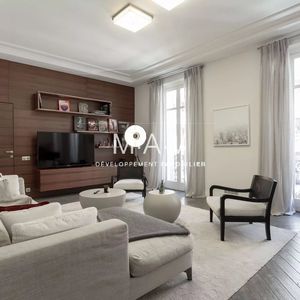Property in Carre d'Or