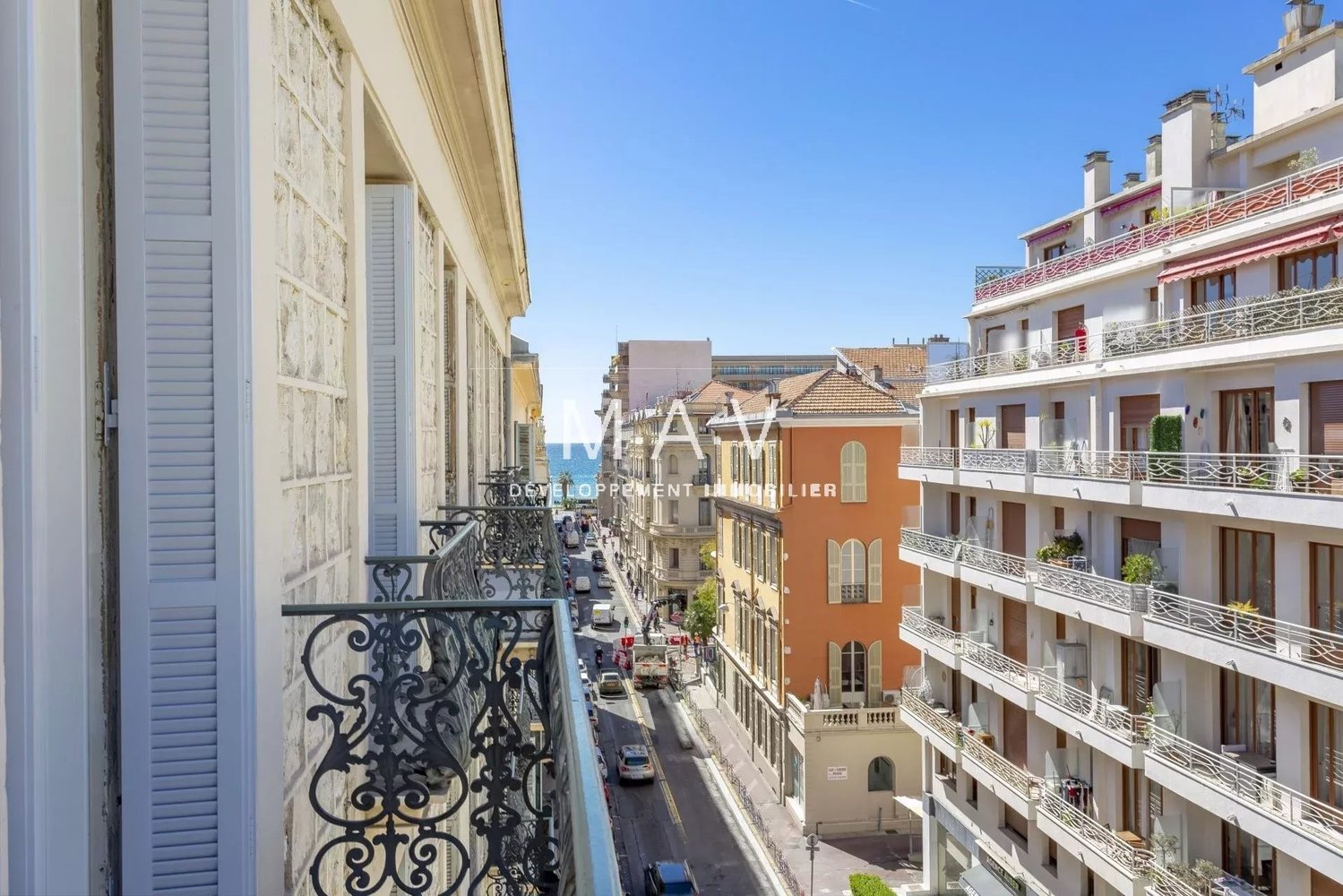 Property photo in Carre d'Or