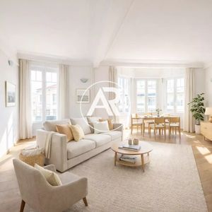 Property in Carre d'Or