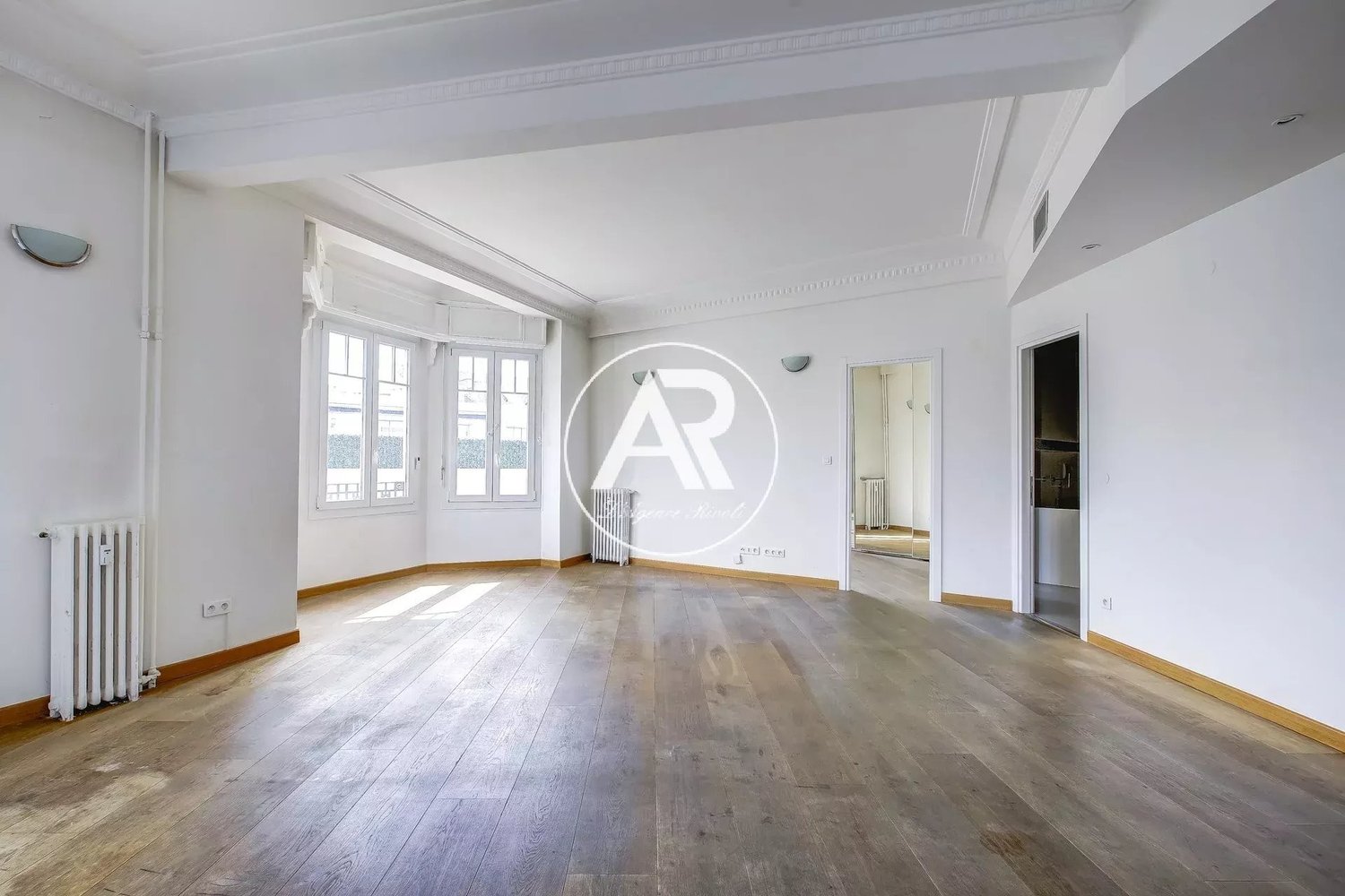 Property photo in Carre d'Or